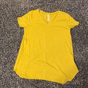 Thick mustard V neck